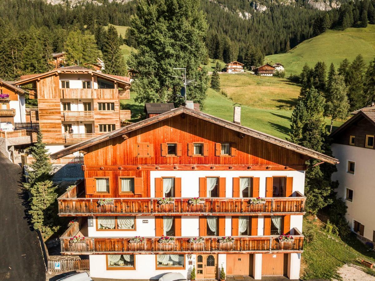 Hotel Casa Nives La Villa  Exteriér fotografie